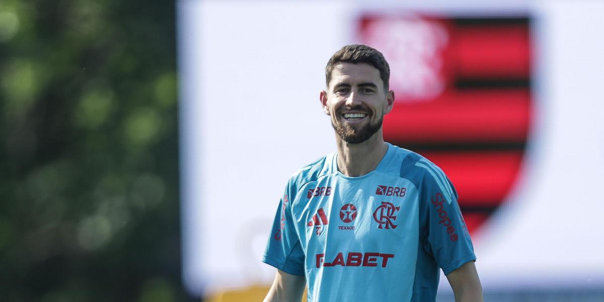 Jorginho, novo reforço do Flamengo, pode estrear nesta noite (X do Flamengo)