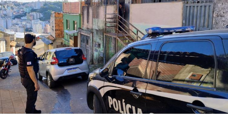 No curso dos trabalhos policiais, foram cumpridos oito mandados de busca e apreensão (Divulgação/PCMG)