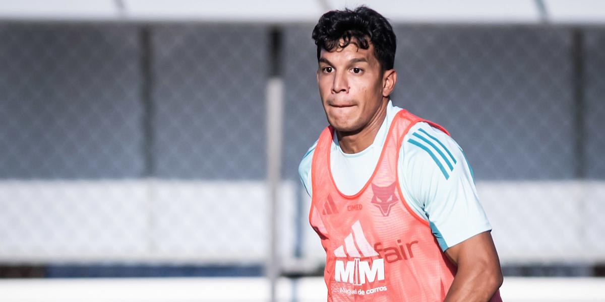 Romero comenta sobre a boa fase da equipe e elege o jogo da "virada" (Foto: Gustavo Aleixo/Cruzeiro)