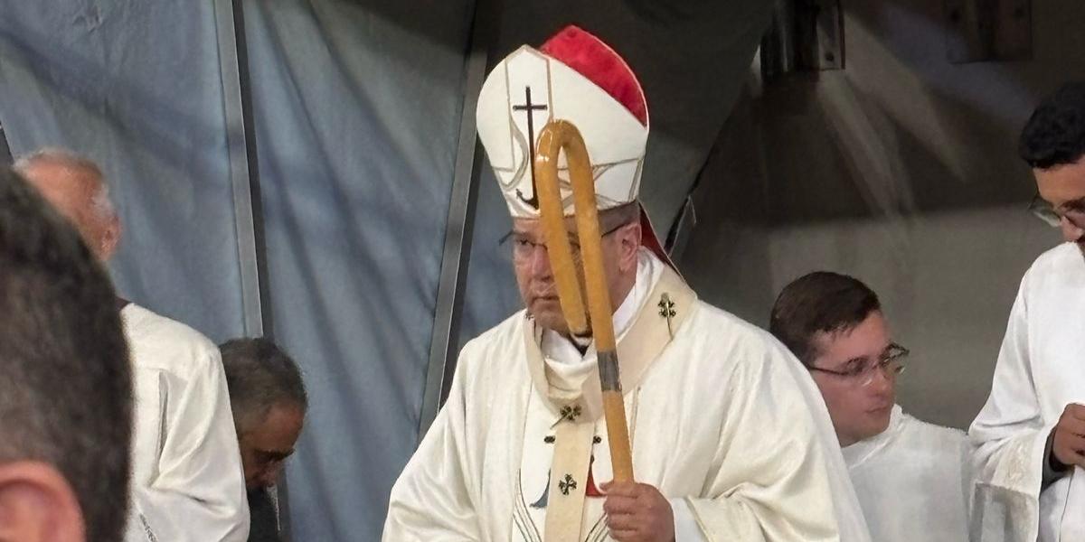 Dom Walmor Oliveira de Azevedo celebra retorno de Torcida de Deus após 10 anos de hiato (Bernardo Haddad / Hoje em Dia)