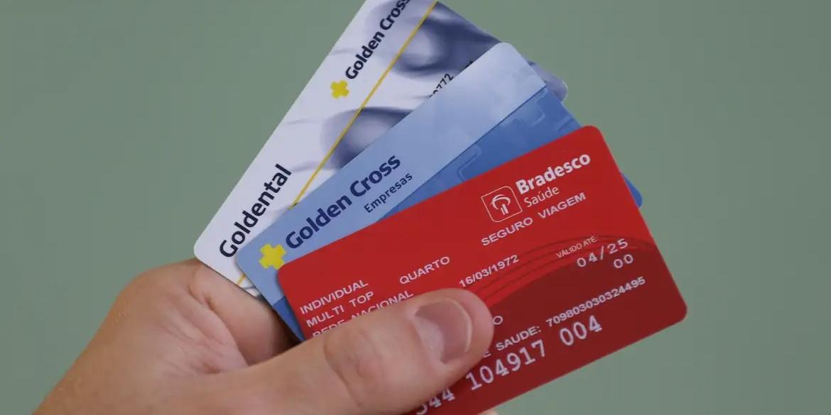Estão nessas categorias os contratos de aproximadamente 8,6 milhões de beneficiários (Tânia Rêgo/Agência Brasil)
