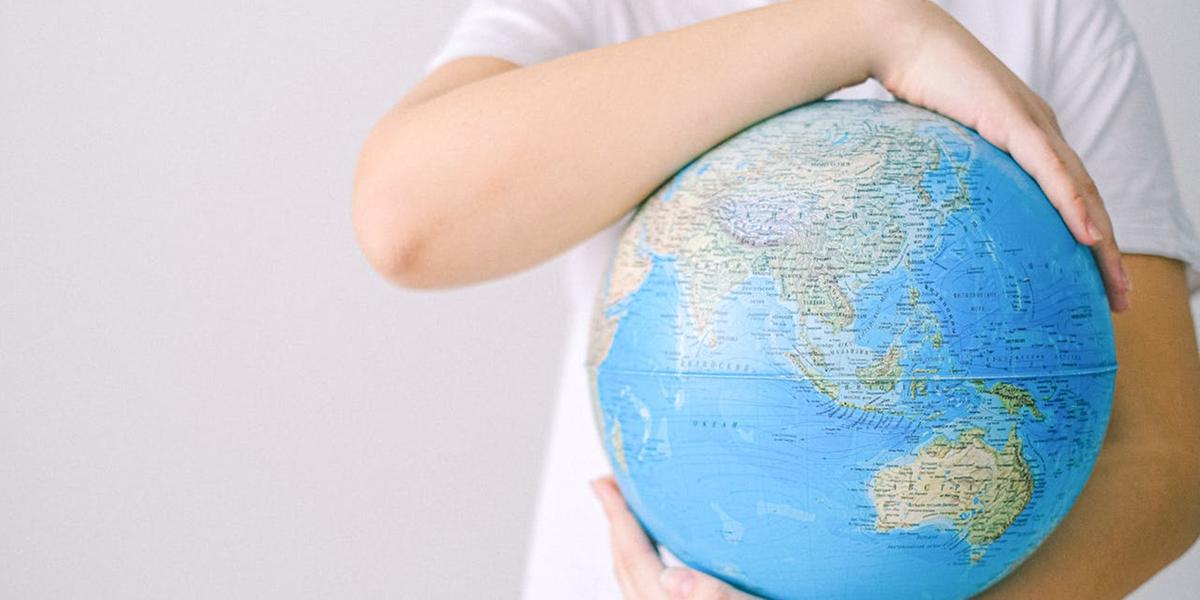 Serviço é ideal para intercambistas, menores de idade, jovens em sua primeira viagem internacional, idosos, executivos e passageiros que desejam evitar as burocracias dos aeroportos (Anna Shvets via Pexels)