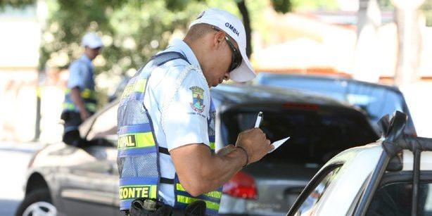 Dinheiro de multas de trânsito vai custear habilitação de motoristas de baixa renda (Marcelo Prates/Arquivo Hoje em Dia)