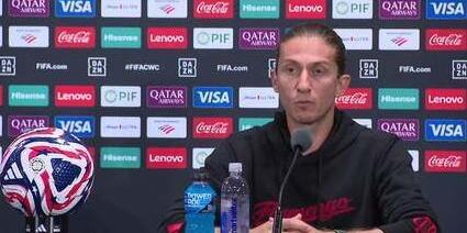 Treinador do Flamengo foi muito elogiado pelo jornal Marca (Reprodução: Fla TV)
