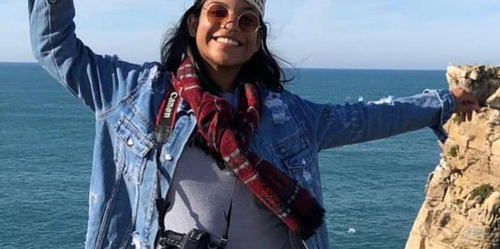 No domingo (29), a família de Juliana criticou, por meio das redes sociais, a Emirates por não confirmar o voo que traria a brasileira de Bali, na Indonésia, para o Brasil. Segundo familiares, o retorno do corpo estava confirmado, mas “do nada o bagageiro (da aeronave) ficou lotado’’, informou o perfil Resgate Juliana Marins, mantido pela família (resgatejulianamarins/Instagram)
