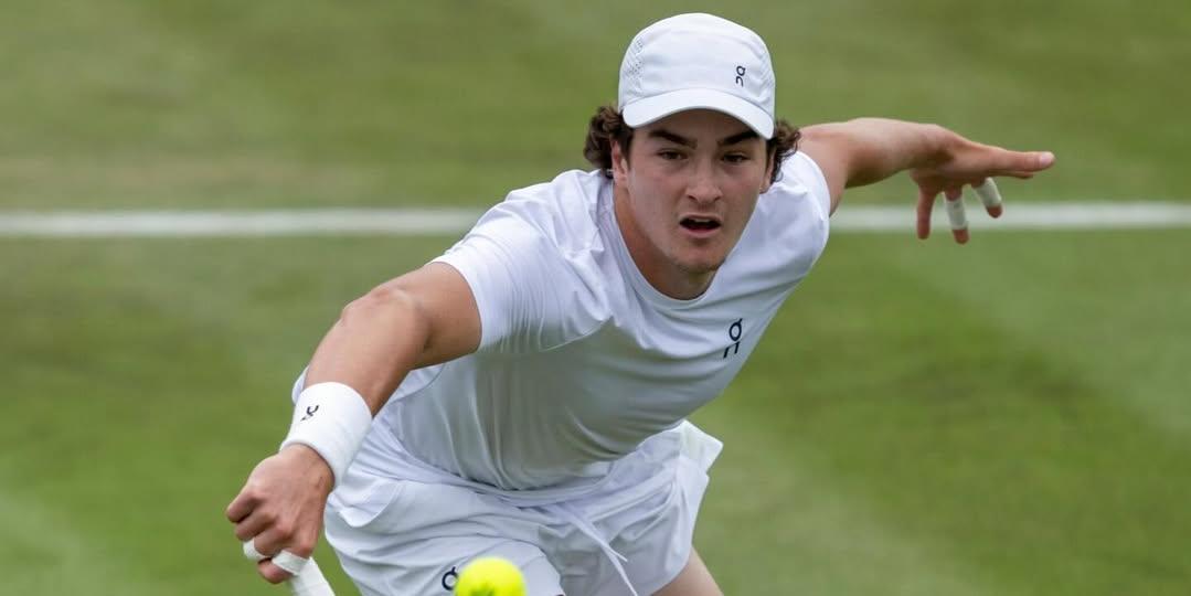 João Fonseca encara Nicolás Jerry para tentar chegar às oitavas de final em Wimbledon (Reprodução / Instagram João Fonseca - foto: instagram Wimbledon)