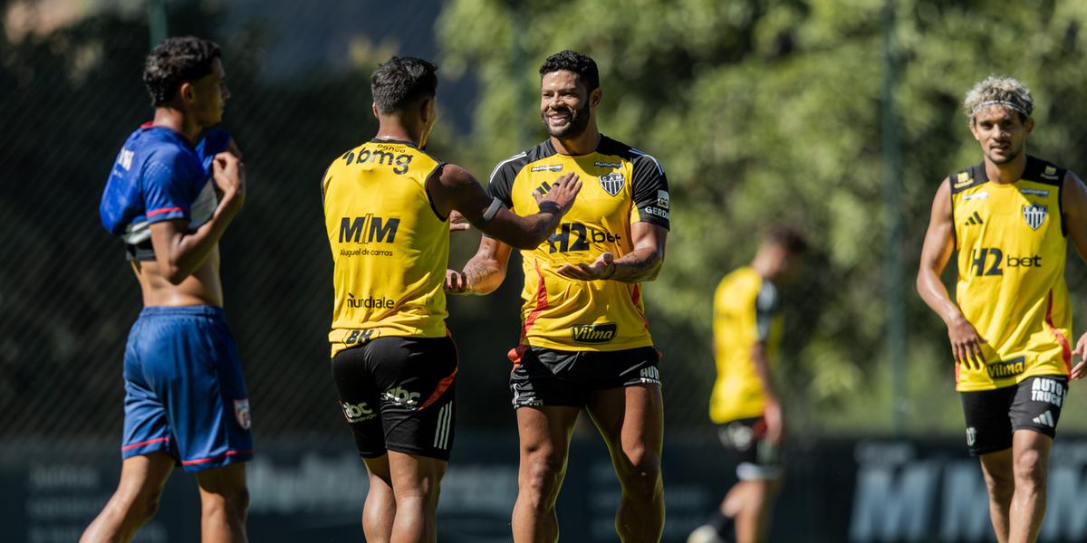 Hulk e Scarpa marcaram os gols do Galo na vitória sobre o Betim, em jogo-treino (Reprodução/ Atlético)