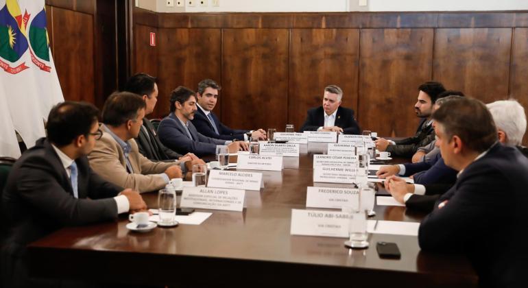 Reunião na PBH discutiu viabilização de obras no Anel Rodoviário, agora sob administração municipal (Júnia Garrido / PBH)