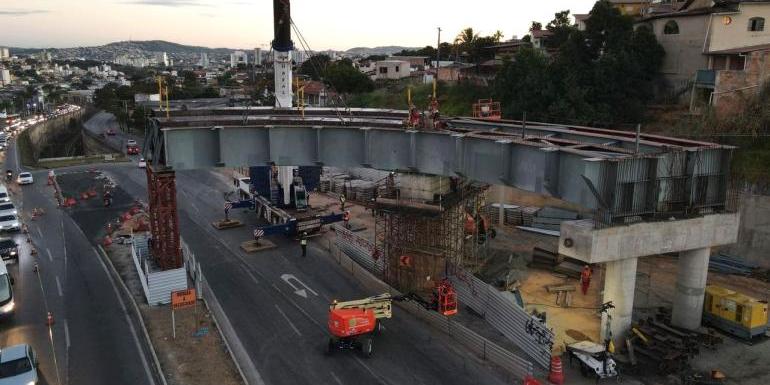 Previsão de conclusão das obras do viaduto é no 1º semestre do ano que vem (PBH / divulgação)