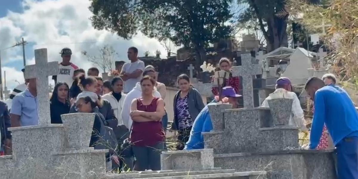 Velório de Maria da Penha, mulher assassinada pelo marido em Santa Luzia, na Grande BH (Reprodução/ Redes Sociais)