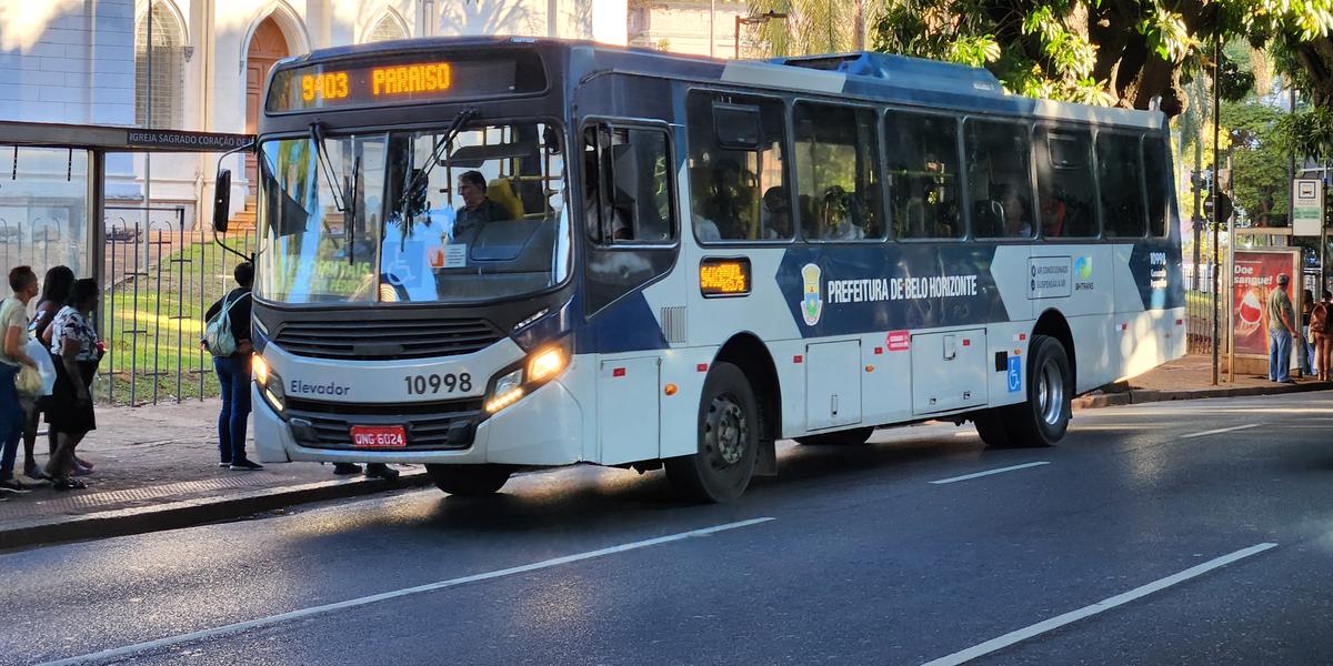 (Maurício Vieira)
