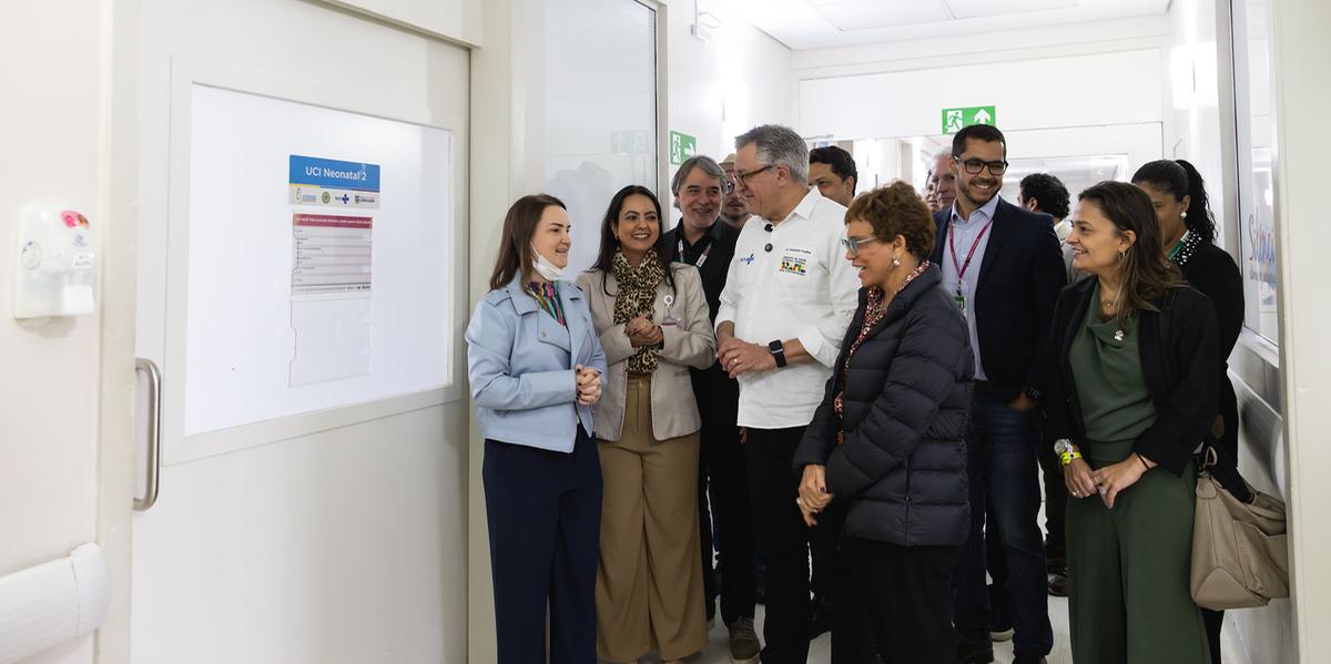 Visita do ministro Alexandre Padilha ao Centro Materno Infantil em Contagem (Luci Sallum / PMC)