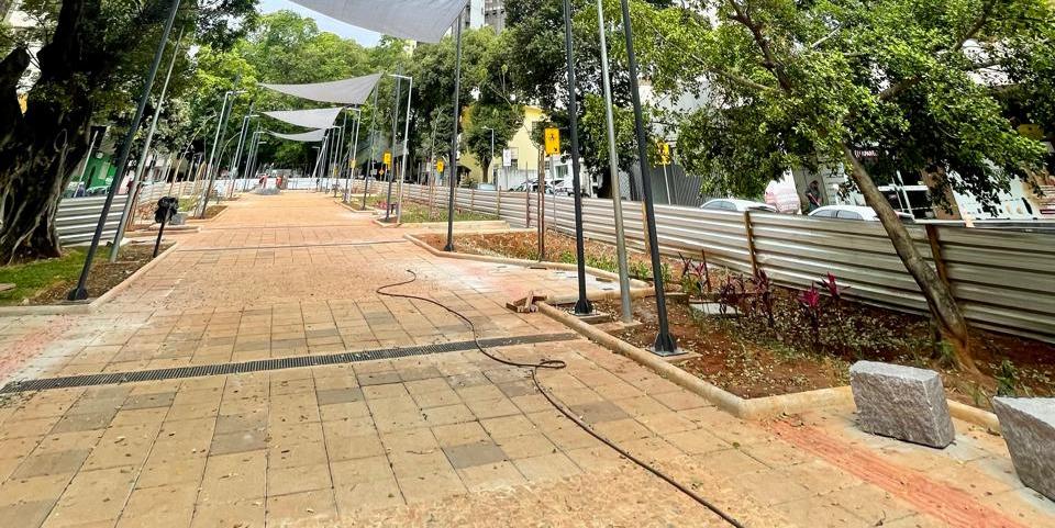 Obra foi iniciada em abril de 2024 e a previsão era que os trabalhos durassem oito meses (Valéria Marques/Hoje em Dia)