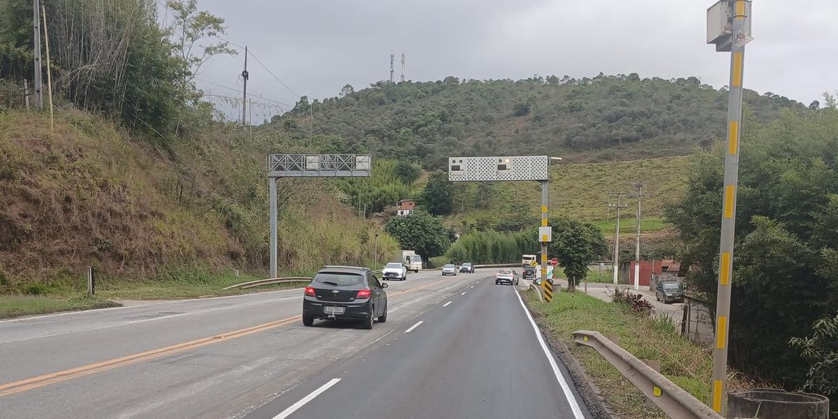 Radares estão espalhados em oito pontos da BR-040 (Divulgação/ EPR Via Mineira)