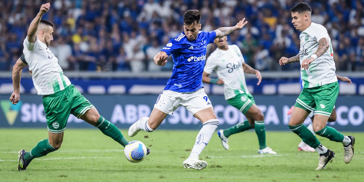 Artilheiro do Brasileirão terá a chance de aumentar os números no domingo (Foto: Gustavo Aleixo/Cruzeiro)
