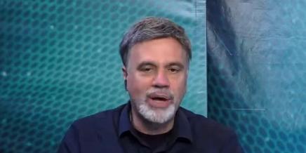 Jornalista comete deslize ao falar da temporada da Raposa, mas se desculpa (Reprodução: redes sociais)