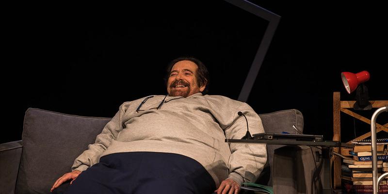 Peça marca o retorno de José de Abreu ao teatro após uma pausa de mais de dez anos (Renato Mangolim)