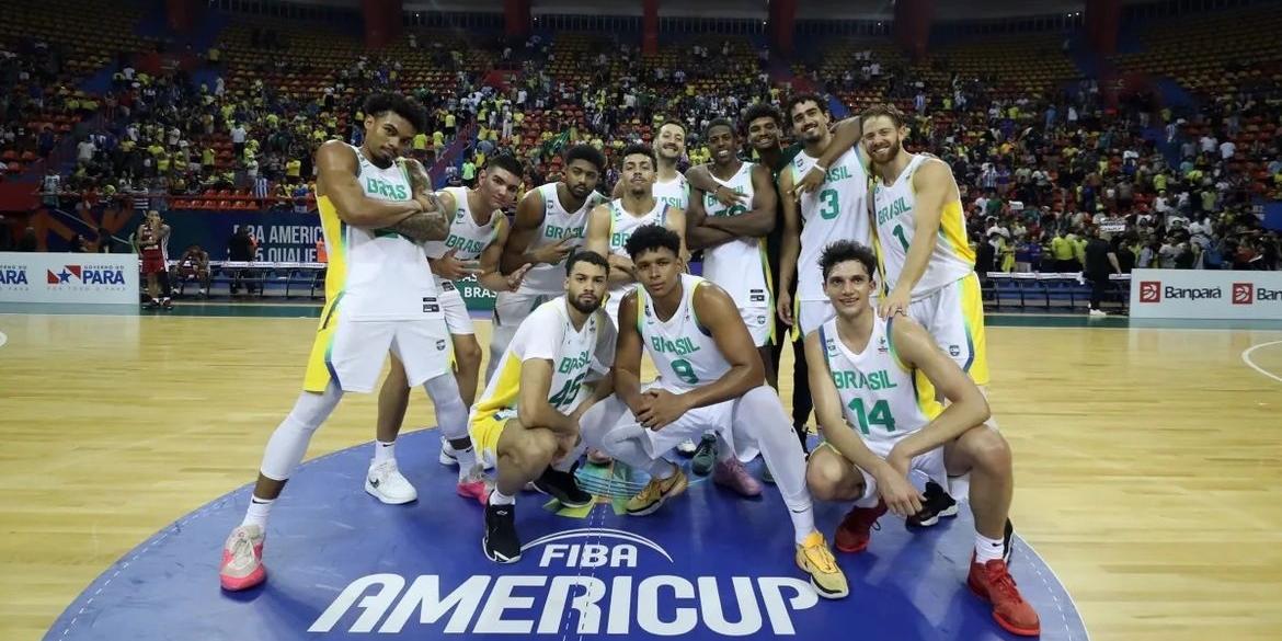 O técnico Aleksandar Petrovic realizou a convocação da seleção masculina de basquete para a AmeriCup (Divulgação/FIBA Americas)