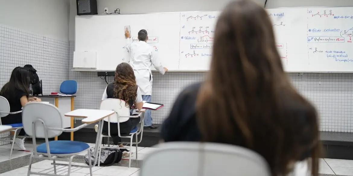 De acordo com as regras do concurso, estudantes de graduação ou pós-graduação podem apresentar projetos em 11 linhas de pesquisa. Já os alunos do ensino médio devem propor trabalhos científicos dentro de um dos seis eixos previstos no edital (Studio Formatura/Galois/Divulgação)