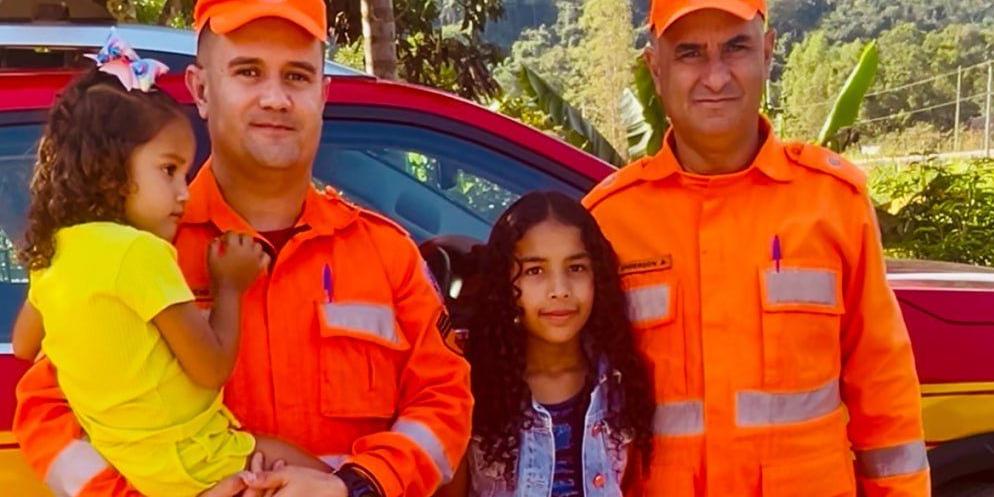 Luana Peixoto, de 10 anos, salvou a vizinha, Alice Valentina Souza, de 3 anos, que engasgou ao comer uma paçoca (Divulgação/ CBMMG)