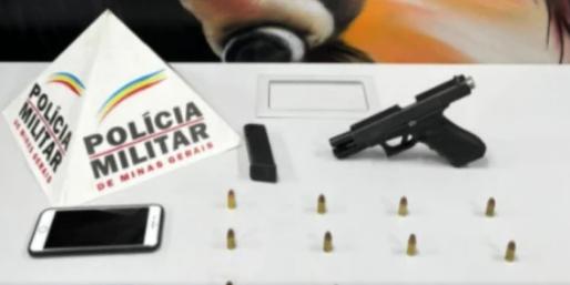 Arma utilizada na tentativa de assalto foi apreendida (PMMG/Divulgação)