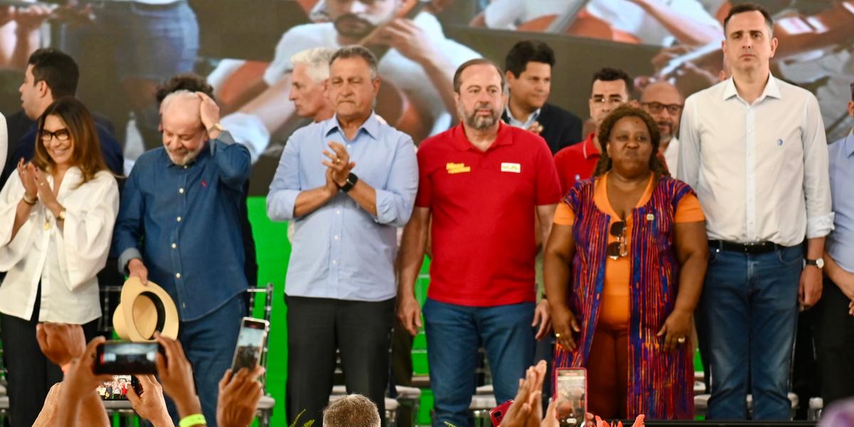 Alexandre Silveira e Rodrigo Pacheco estiveram no lançamento da Política Nacional de Educação do Campo (Ricardo Botelho / MME)
