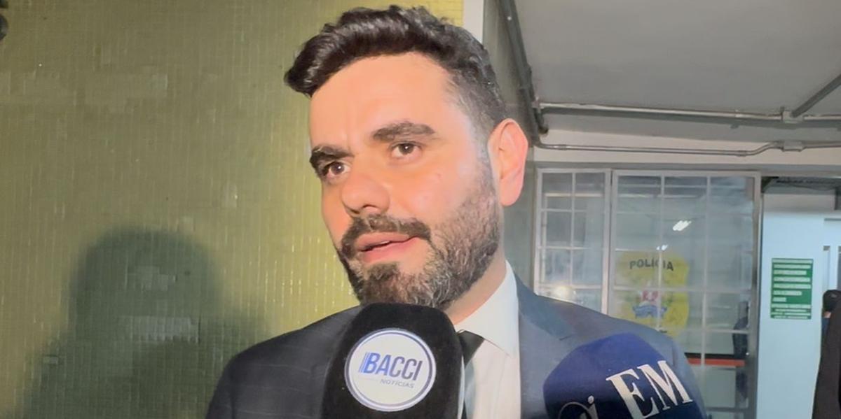 Advogado Gabriel Arruda (Ana Luísa Ribeiro)