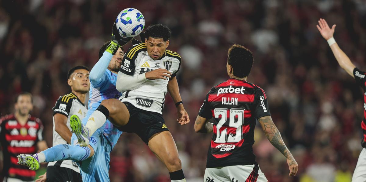Rony chegou a perder um gol no primeiro tempo (Pedro Souza / Atlético)
