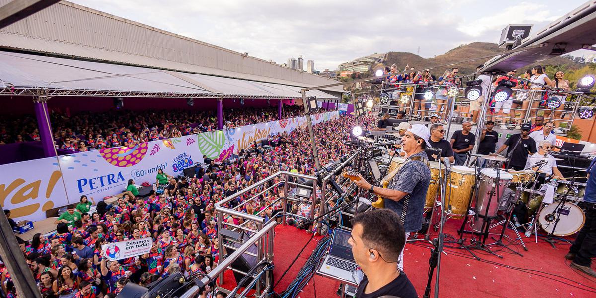 Promessa é que sejam mais de 8 horas de folia atrás do trio elétrico, com quatro grandes nomes do carnaval baiano (BS Fotografias/ Durval Lelys)