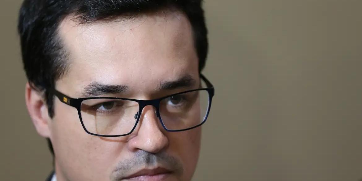 Valor inclui também correção monetária, juros e honorários advocatícios (Fabio Rodrigues Pozzebom/Agência Brasil)