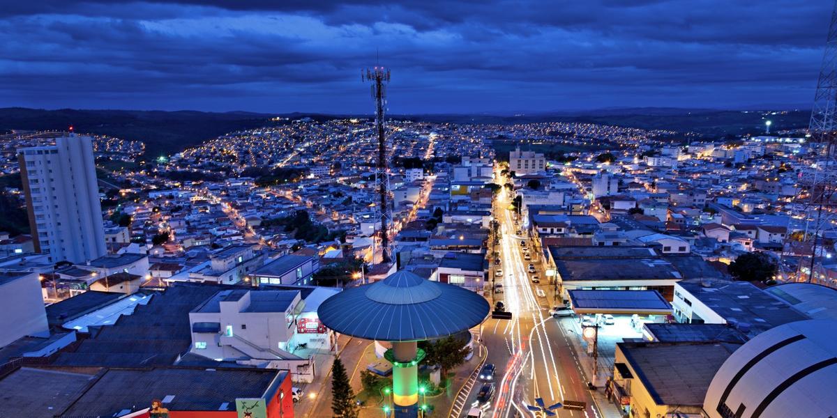 Varginha inicia um processo para tornar-se um centro de referência para o turismo regional, pois tem uma hotelaria bem estruturada, um aeroporto com excelente infraestrutura e logisticamente está a meio caminho entre São Paulo e Belo Horizonte (Divulgação/Câmara Municipal de Varginha)