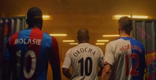 Bolasie ao lado de ídolos da Premier League (Reprodução: Instagram)