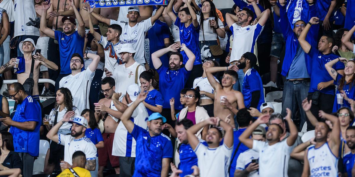 Torcida do Cruzeiro no Engenhão (Foto: Gustavo Aleixo/Cruzeiro)
