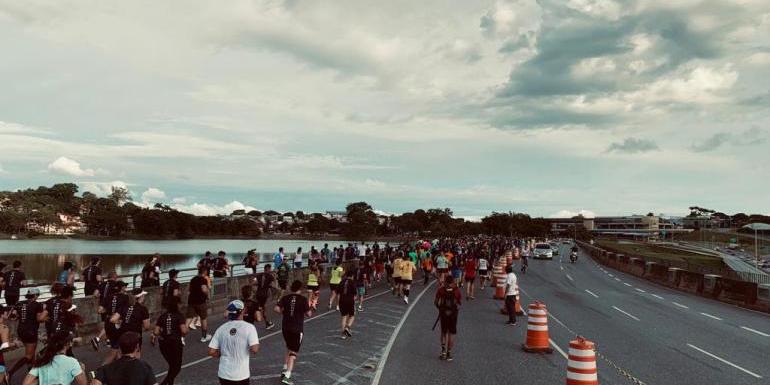 Corrida de rua será realizada na orla da Pampulha das 6h30 às 13h (Divulgação/ PBH)