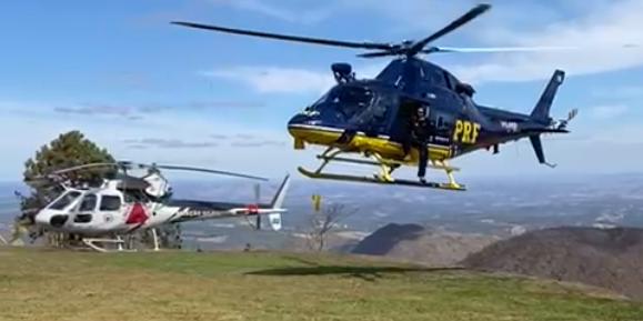 Helicópteros foram utilizados no combate às chamas (Corpo de Bombeiros/Divulgação)