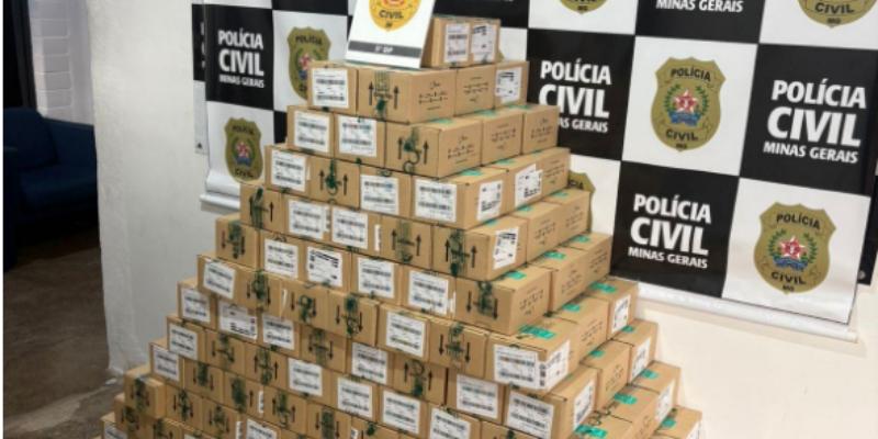 Mais de 3.700 frascos de cetamina forma apreendidos em operação no município de Perdões, no Sul de Minas; substância é de uso controlado e pode ser usada em crimes como o "boa noite, Cinderela", segundo o Governo Federal (Divulgação/PCMG)