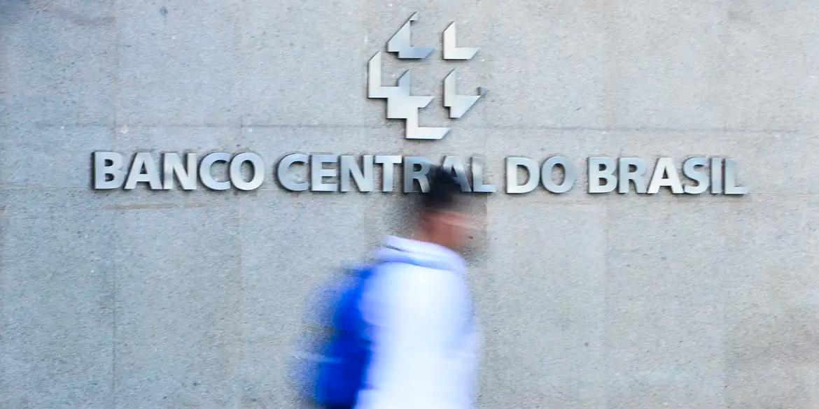 A meta de inflação que deve ser perseguida pelo BC é de 3%, com intervalo de tolerância de 1,5 ponto percentual para cima ou para baixo (Marcello Casal Jr/Agência Brasil)