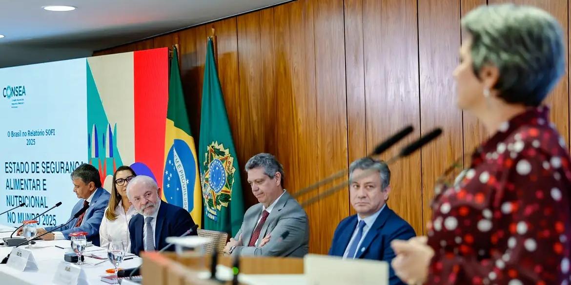 Presidente da República, Luiz Inácio Lula da Silva, durante reunião Plenária Ordinária do Conselho Nacional de Segurança Alimentar e Nutricional (Consea), realizado no Palácio do Planalto (Ricardo Stuckert/PR)