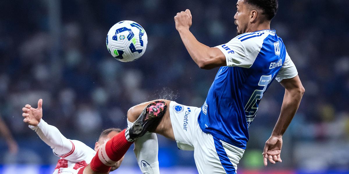 Eduardo pode ganhar nova chance diante do CRB nesta noite (Foto: Gustavo Aleixo/Cruzeiro)