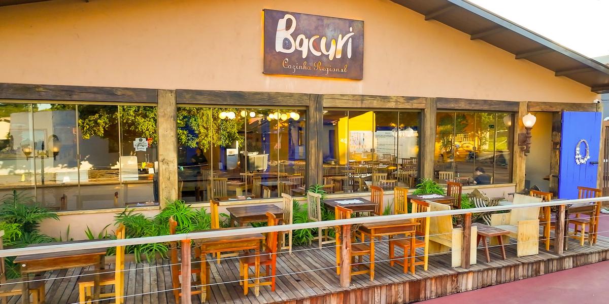 Localizado em uma área central e de fácil acesso, o restaurante é ponto de encontro para quem busca uma imersão na verdadeira gastronomia sul-mato-grossense (Divulgação/Bacuri Cozinha Regional)