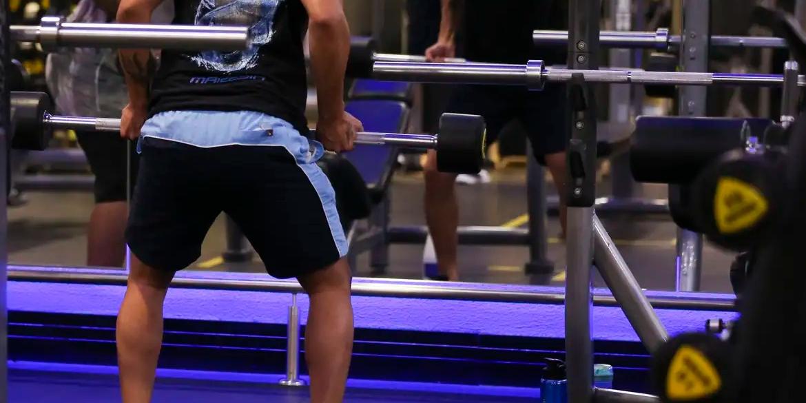 Sociedade Brasileira de Endocrinologia e Metabologia (SBEM) define anabolizantes como substâncias cuja estrutura básica se assemelha ao hormônio sexual masculino, a testosterona (José Cruz/Agência Brasil)