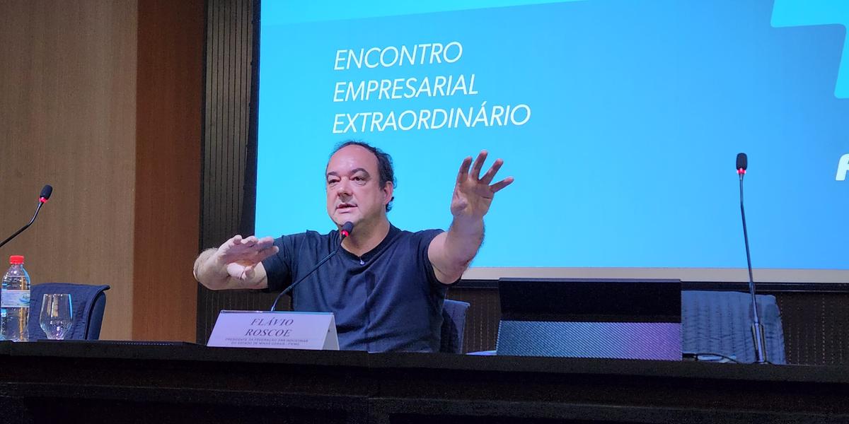Flávio Roscoe, presidente da Fiemg, durante coletiva na sede da entidade, em Belo Horizonte, nesta sexta (8) (Maurício Vieira/Hoje em Dia)