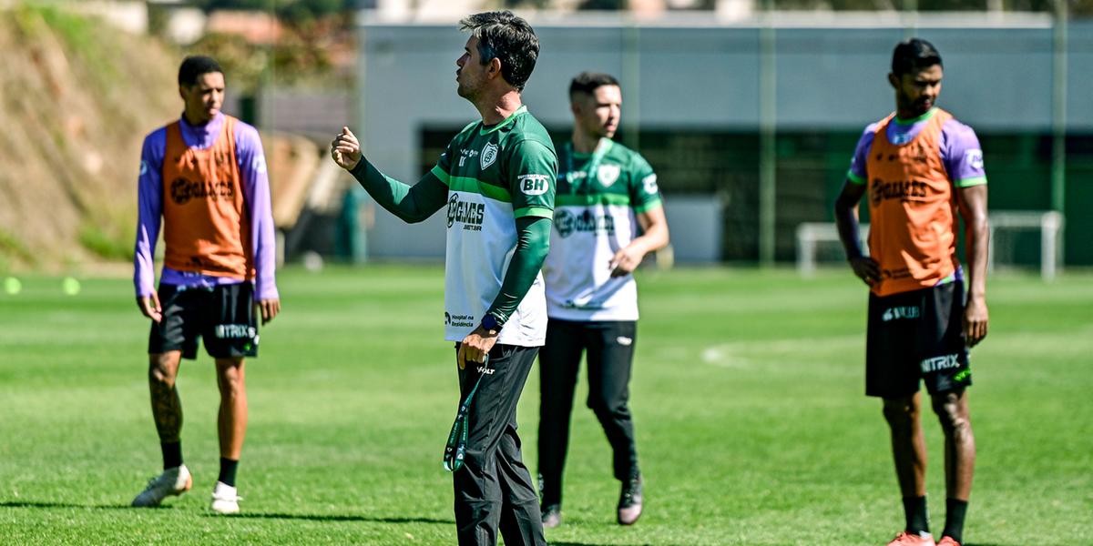 América inicia preparação para encarar o Amazonas fora de casa (Mourão Panda / América)