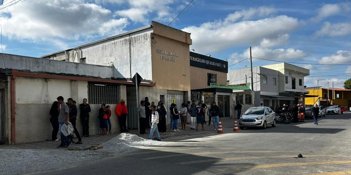 Corpo de gari morto em serviço é velado nesta terça-feira (12) na Grande BH (Imagem cedida pela TV Band Minas)