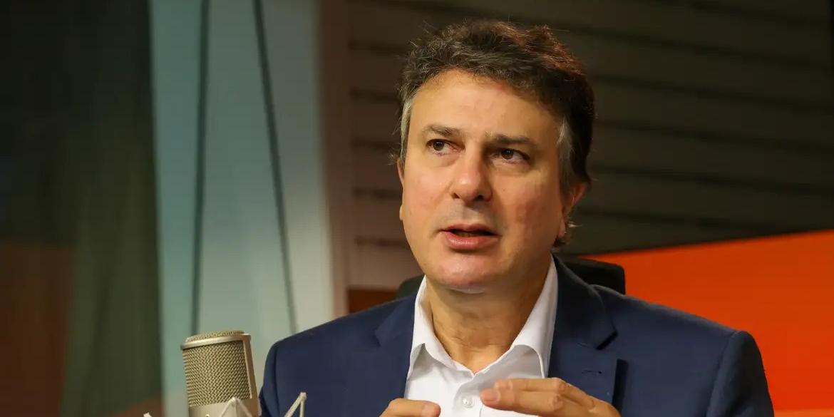 O ministro Camilo Santana anunciou que o presidente Luiz Inácio Lula da Silva irá regulamentar, nos próximos dias, a Política Nacional de Educação Profissional e Tecnológica, vinculada ao ensino médio (Fabio Rodrigues-Pozzebom/ Agência Brasil)