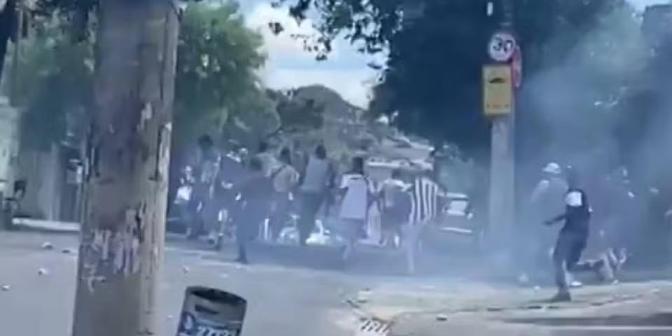 Briga generalizada que resultou na morte de torcedor do Cruzeiro em março de 2022 (Reprodução/Vídeo)