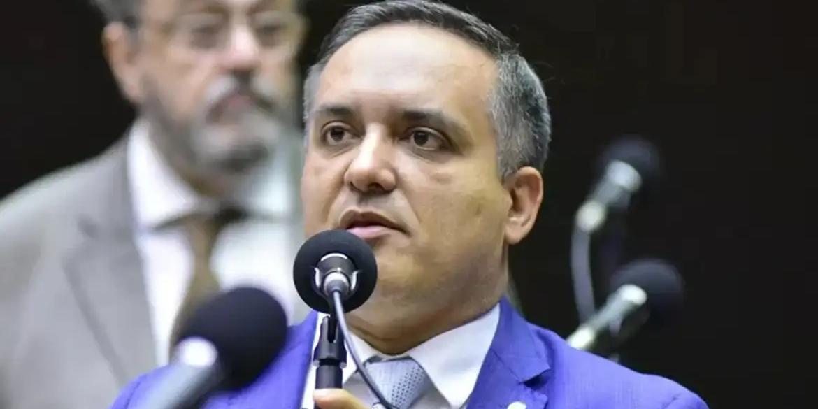 Mandados de busca e apreensão e medidas de afastamento e sigilos bancário e fiscal são cumpridos nas cidades de São Paulo, São Bernardo do Campo, Santo André, Mauá e Diadema (Zeca Ribeiro/Câmara dos Deputados)