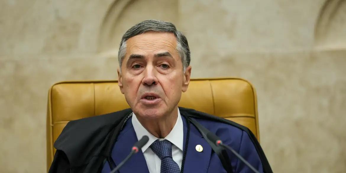 Sem citar críticas de apoiadores do ex-presidente Jair Bolsonaro, Barroso disse que considera “imprópria e injusta” a acusação (Fabio Rodrigues-Pozzebom/ Agência Brasil)