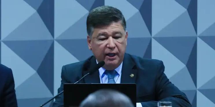 Carlos Viana derrotou, por 17 votos a 14, o candidato Omar Aziz (PSD-AM), indicado pelo presidente do Senado, Davi Alcolumbre (Lula Marques/Agência Brasil)