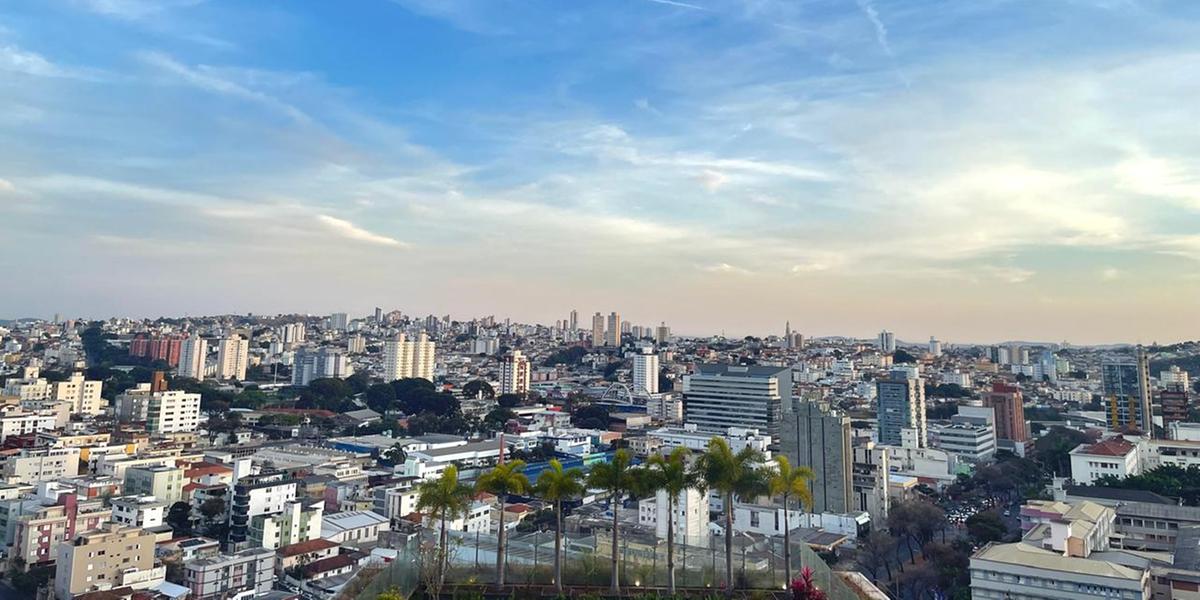 Belo Horizonte amanhece com céu claro e com previsão de tempo seco à tarde (Valéria Marques / Hoje em Dia)
